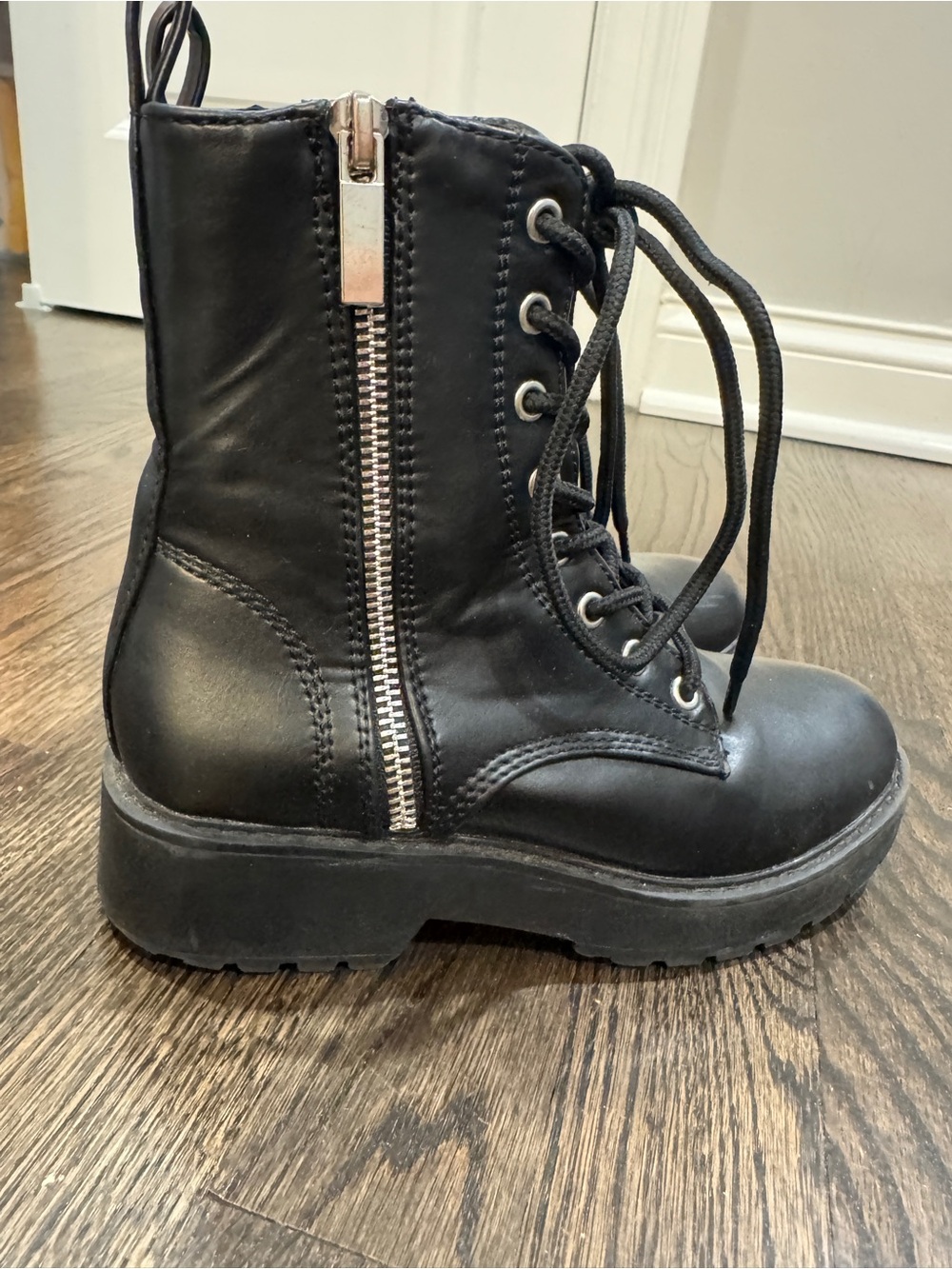 Steve Madden Kids' Torn Combat Black Boot (2 big kid)